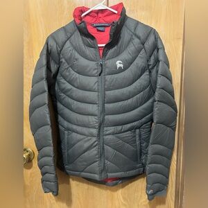 Backcountry Gray Puffer Jacket with Red Lining